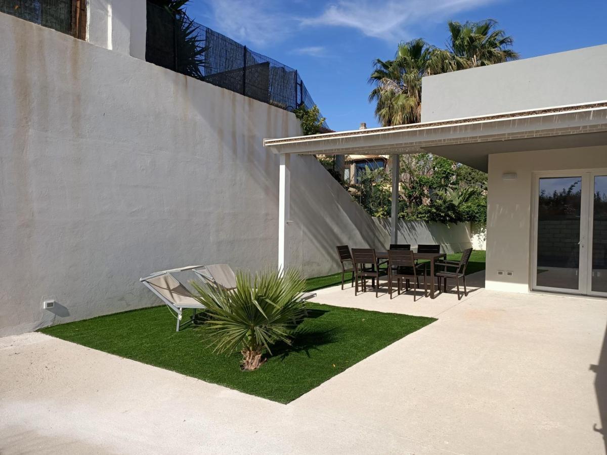Casa Malaga Appartement Marina di Ragusa Buitenkant foto