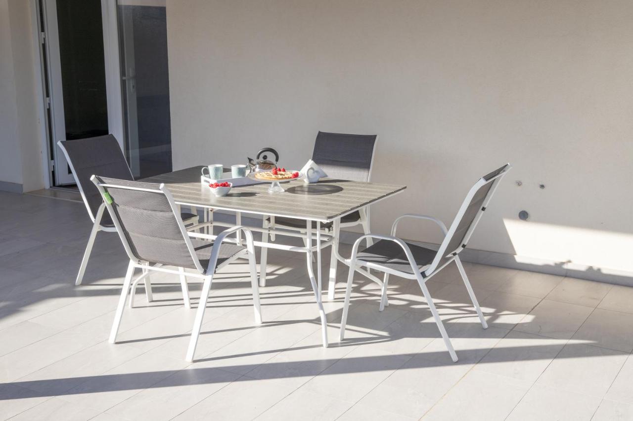 Casa Malaga Appartement Marina di Ragusa Buitenkant foto